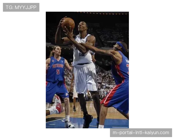 卡拉巴克主场力克法兰克福 保留欧冠晋级希望 卡拉巴克主场力克法兰克福 保留欧冠晋级希望